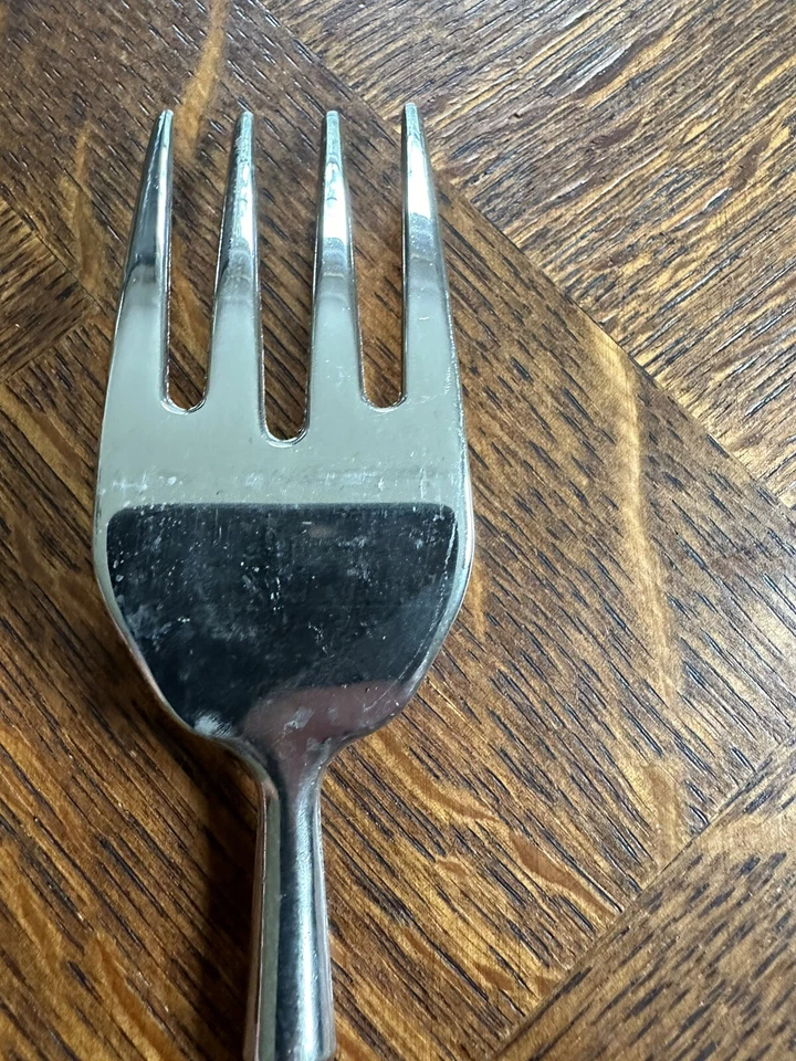 SWEDEN SWEDISH 800 SILVER ART NOUVEAU FISH SET FORK & KNIFE -  9.25" 200 GRAMS - Image 3 of 4