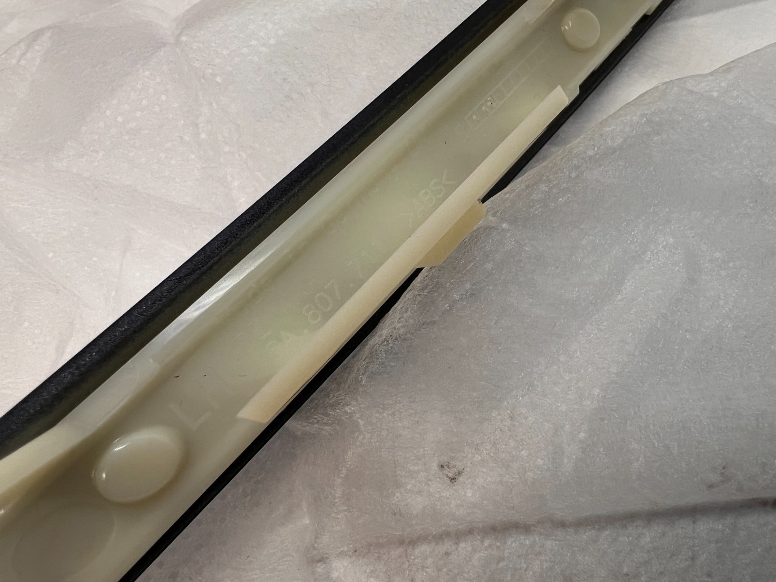 BENTLEY BENTAYGA FRONT DRIVER LEFT LH BUMPER MOLDING TRIM OEM 36A807667A