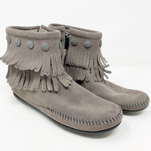 grey minnetonka fringe boots