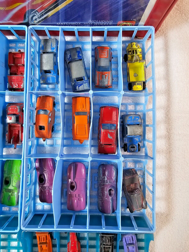 1960’s Toy Miniature Car Collector Display Case with Tootsie 42 Cars - VTG LOT - Picture 9 of 13