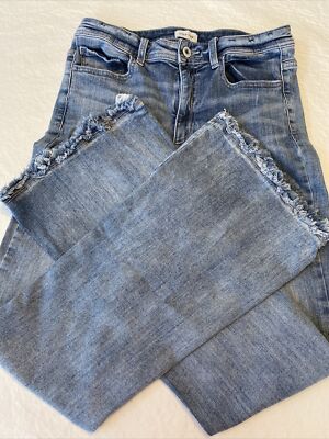 Women's Sneak Peek Raw Hem Lightly Distressed Jeans 9/29