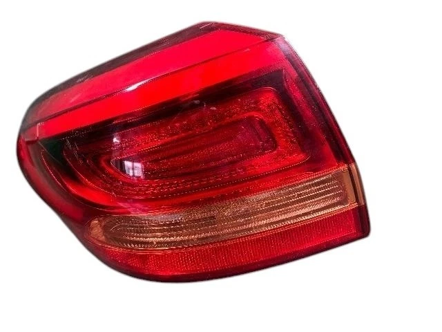 KIA K900 K9 2013 luz trasera izquierda Foto 2 de 3