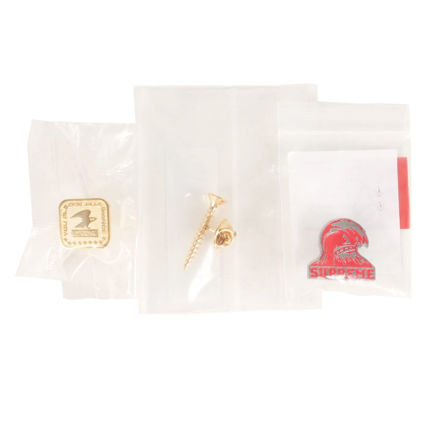 Lot de 3 pin's Supreme Pin's lot rouge or marque rue accessoires mode Miscel