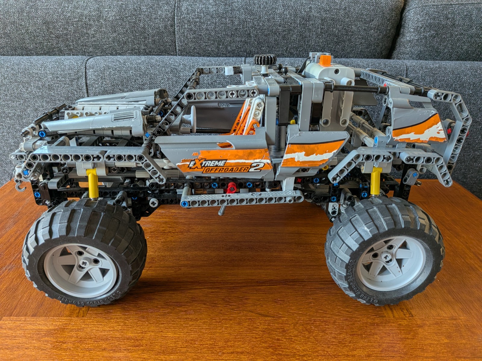 LEGO TECHNIC: Off-Roader (8297)