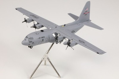 G2AFO1296 GeminiJets C-130H Hercules 1/200 Model #89-9106 USAF 910th AW