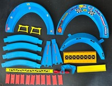 Konvolut Matchbox Superfast Rennbahn 15Teile + 11 Verbinder