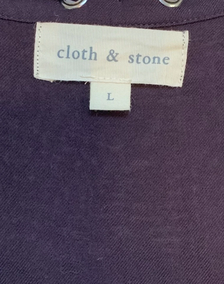 布和石头茄子紫色无领领带农民衬衫,尺寸 L — 第 3/4 张图片