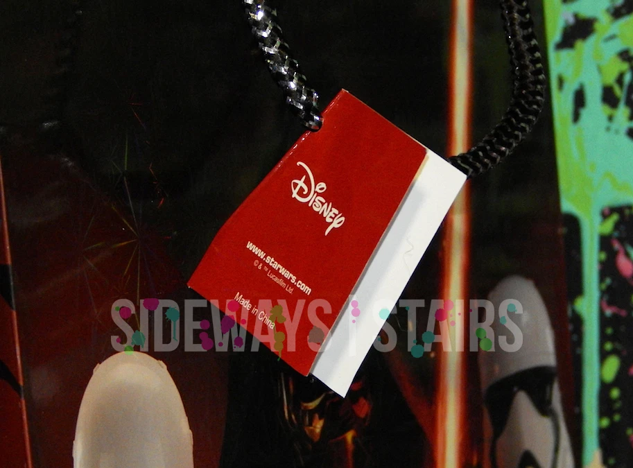 SACO DE PRESENTE HOLOGRÁFICO STAR WARS FERIADO bolsas de Natal bb8 stormtrooper kylo holo - Imagem 3 de 4