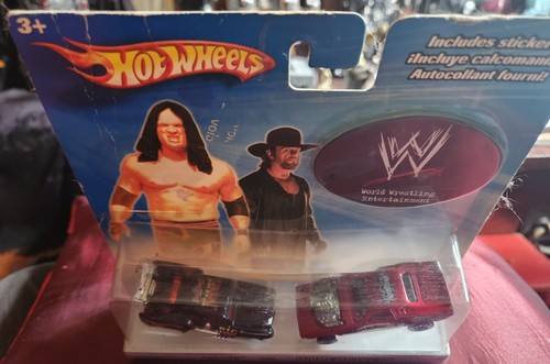 Vintage 2004 Hot Wheels WWE Wrestling Kane vs Undertaker - New 2 Car Pack - Picture 6 of 7