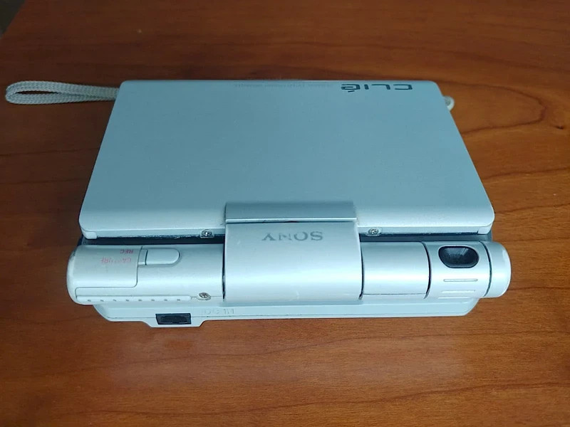 Sony CLIE Handheld PEG-UX50/U + PEGA-JC40 Charger Cradle + PEGA Sony CLIE Handheld PEG-UX50/U + PEGA-JC40 Charger Cradle + PEGA