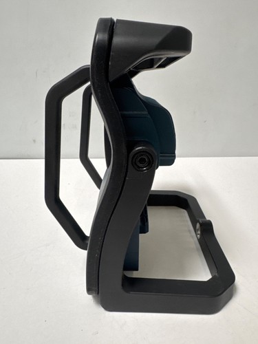 Bosch 18V 4000 Lumen Bluetooth Cordless Floodlight GLI18V-4000CN - Tested - Picture 6 of 15