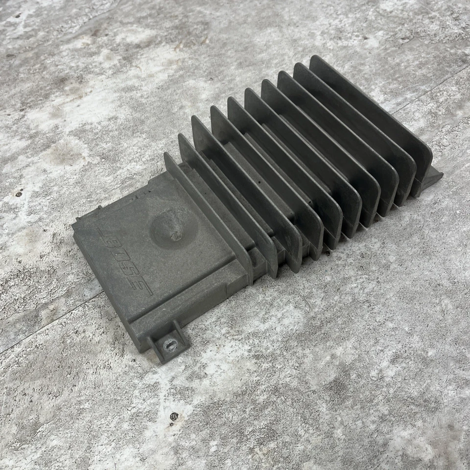 Amplificador de consola central Yukon Denali Sierra Denali 2003-2006 15114454 sin probar Foto 4 de 4