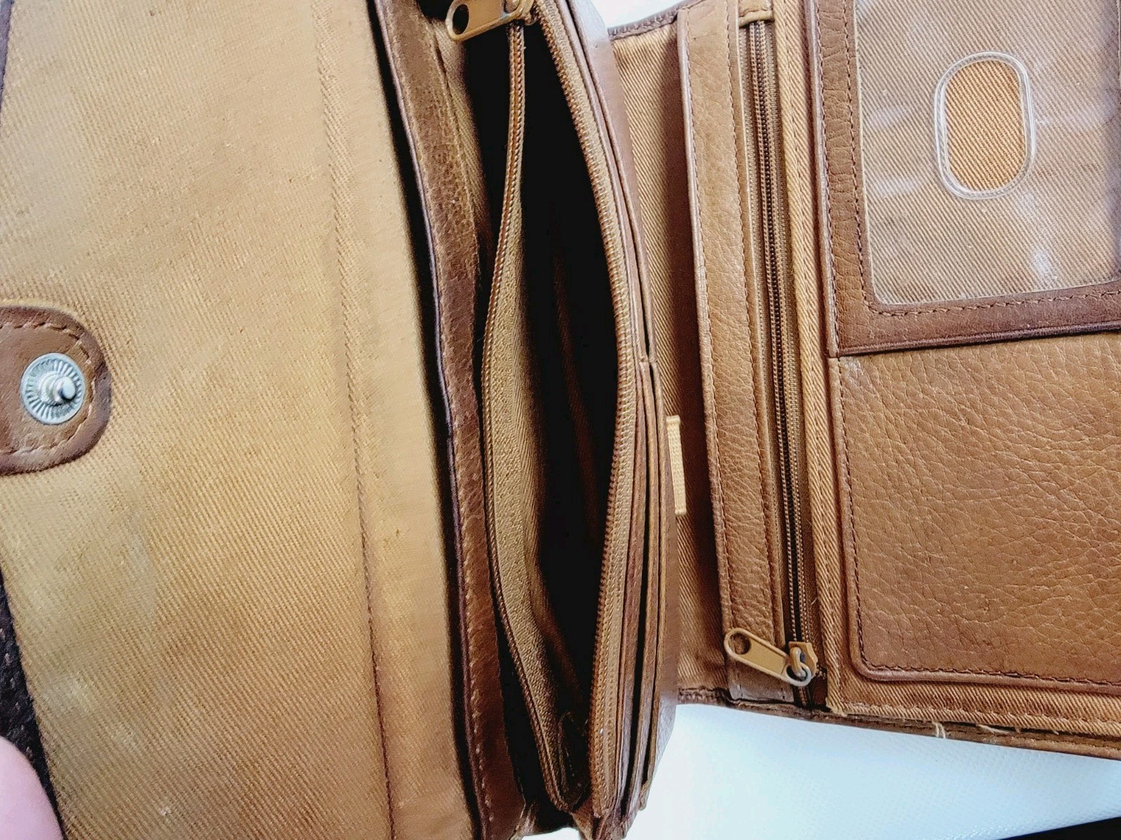 FOSSIL Maddox Brown Multi-Function Checkbook Cred… - image 6