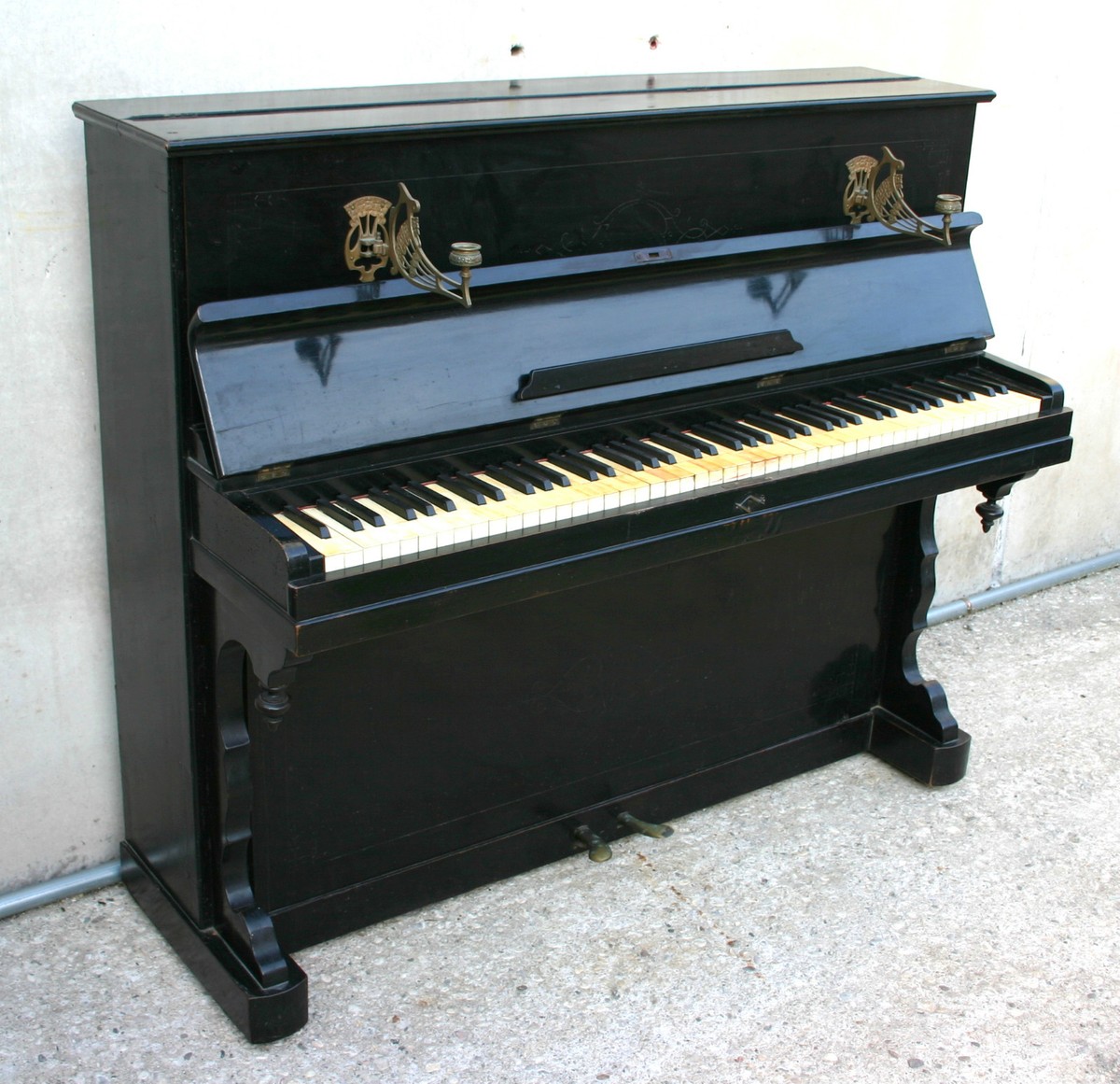 Pianoforte Verticale Essex EUP 111 E - Strumenti Musicali - Foto 7