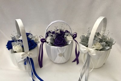 Hochzeit Blume Satin Blumenmädchen Körbe Brautjungfern Sträuße Rosen Ivory Weiß