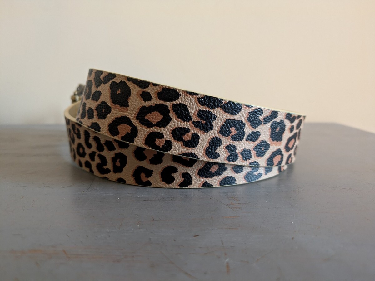 Ceinture BETSEY JOHNSON Réversible Noire Cloutée / Léopard - Taille M/L - Occasion