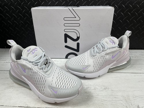 Nike Women's Air Max 270 ESS Shoes 