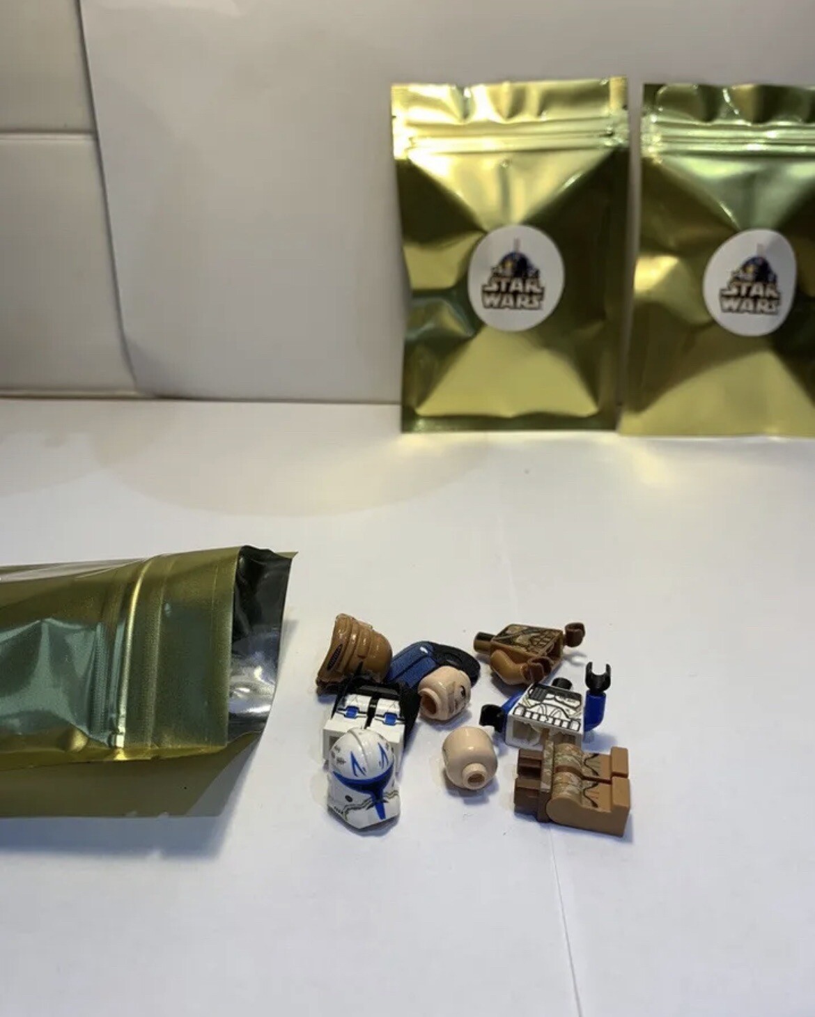 Lego Star Wars MYSTERY Minifigure Blind Bag RARE + NEW Clones, Jedi