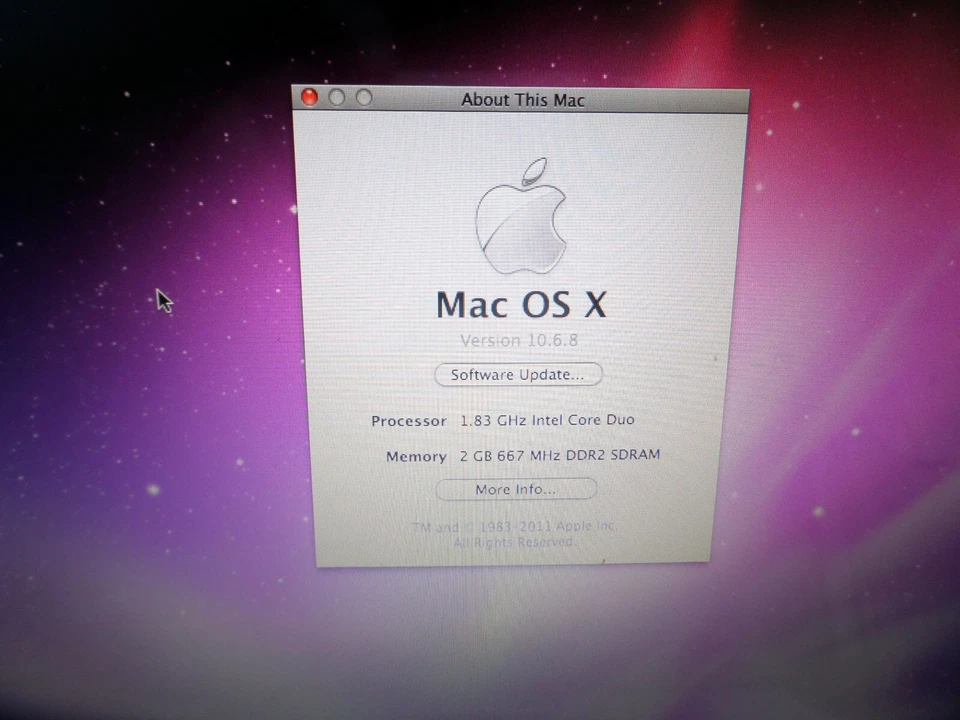 Apple MacBook 1,1 A1181 13.3" 2Gb Ram Core Duo 1.83ghz MA254LL EMC2092 May 2006 - Image 4 of 4