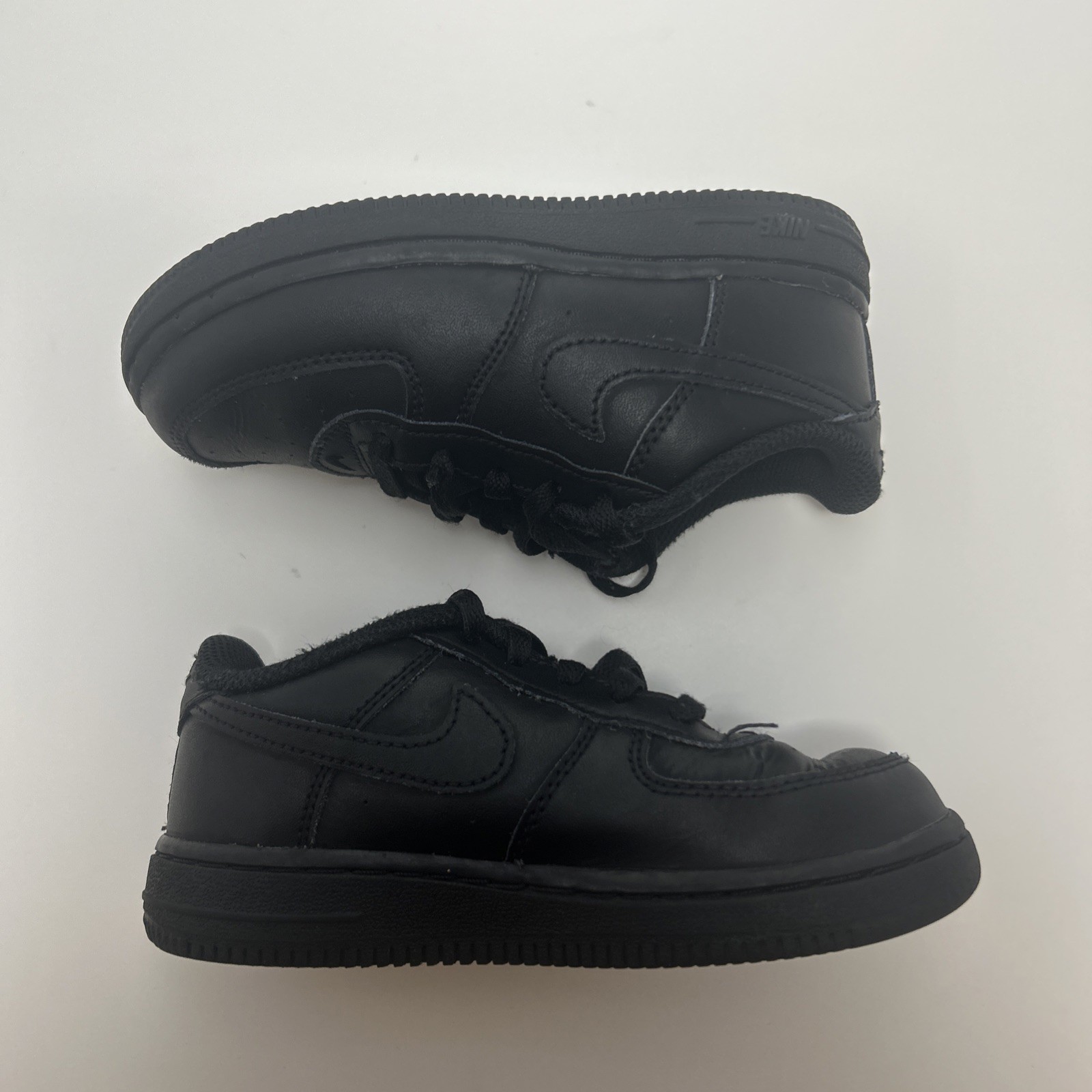 Nike Air Force 1 Sneakers Toddler Size 10C Triple Black Shoes DH2926-001 thumbnail 5