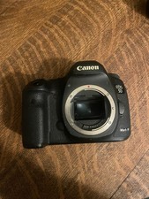 Canon EOS 5D Mark III 22.3 MP DSLR Camera Battery  Charger Included 