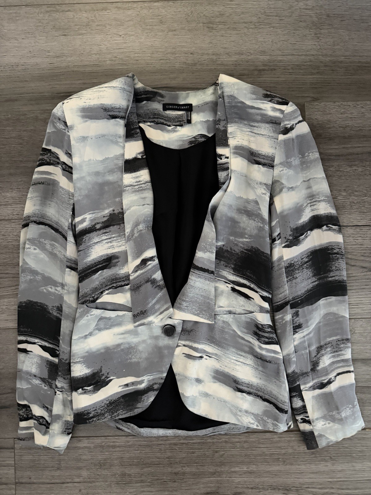 GINGER & SMART Marble Abstract Pattern Silk Butto… - image 1