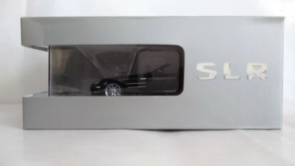 MERCEDES-BENZ SLR MCLAREN ROADSTER MINICHAMPS SCALA 1/43 - Immagine 3 di 4