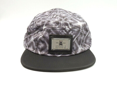 Entree LS Gray Print and Reflective Logo Adjustable Belt Cap