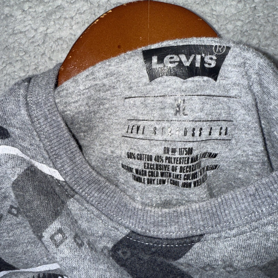 Levi's Sweatshirt Men's XL Aztec Print Long Sleeve Crew Black White Gray - Image 3 of 4