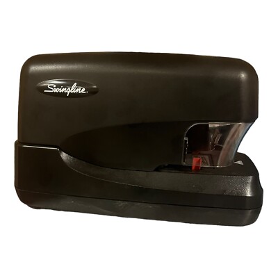 Swingline 69270E Electric High Capacity Stapler Staples up to 70 sheets