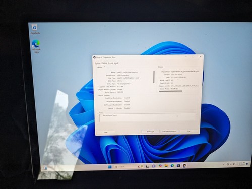 Microsoft Surface Laptop 3 - Touchscreen, i7, Dock Station Included! - Picture 2 of 8
