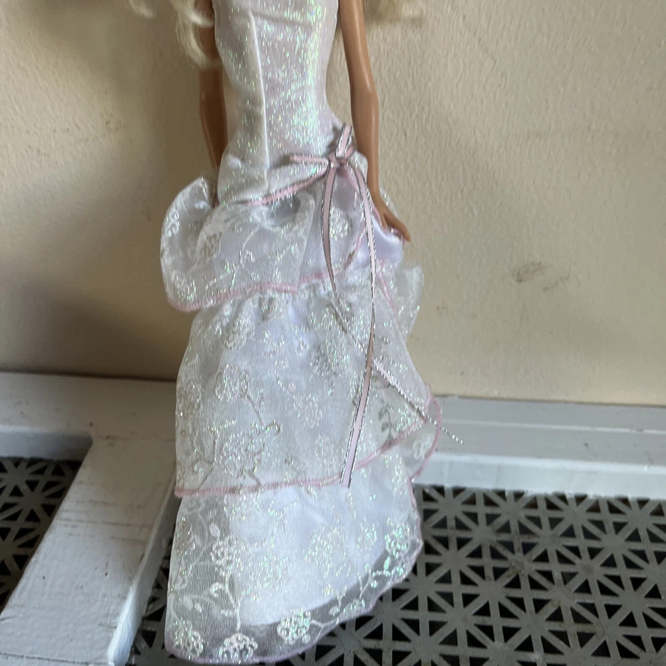 Barbie Wedding Day Sparkle Bride Doll 2008 Bx1 Foto 3 de 4