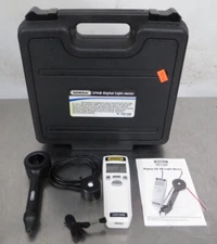 T197703 General Tools UV513AB Digital UVA/B Light Meter w/ Carry Case