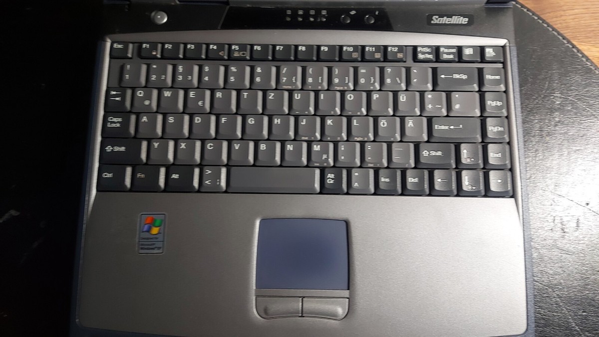 Toshiba Satellite S3000-514 PS302E-00QZ5-GR | eBay