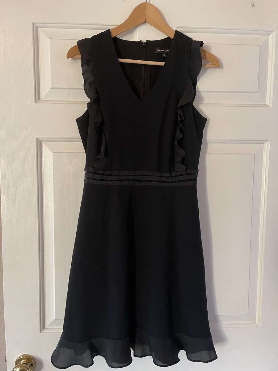 banana republic black ruffle dress NWT! Banana Republic Black Forte Ruffle Mini Ruffle Dress