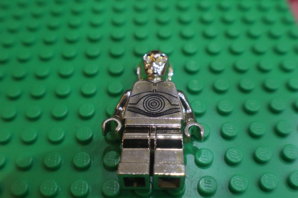 RARO Star Wars Cromo Dorado C-3PO Lego Minifigura Buen Estado ENVÍO GRATUITO Foto 4 de 4