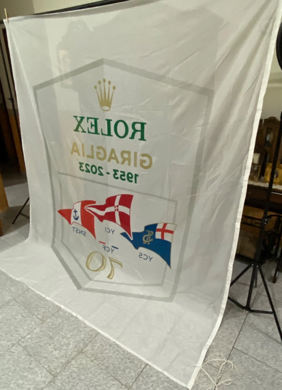 Foto 11 di 12