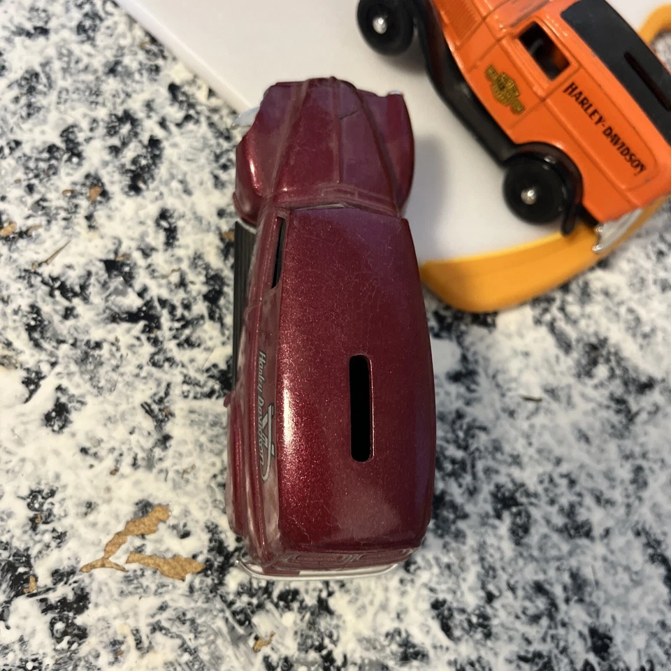 Camión cisterna Harley Davidson, coche, motocicleta lote 4 Foto 3 de 4