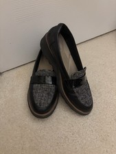 Clark s Women s Sharon Gracie Penny Loafer 6.5