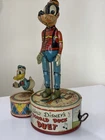 Vintage Marx Disney's Donald Duck & Goofy Duet Wind-Up Drumming Tin Toy 1946