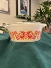 2.5q Pyrex Friendship 475 casserole dish AKA "Birdie" W/cover