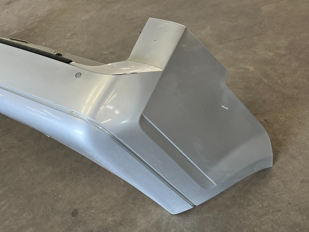 ⭐2009-2017 LINCOLN NAVIGATOR COMPLETE REAR BUMPER COVER SILVER W