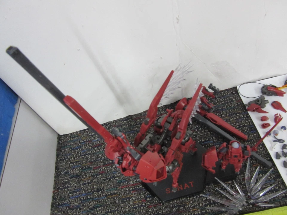 Lote de figuras modelo Gobernador Sieg Springer Sanat Kotobukiya Foto 4 de 4