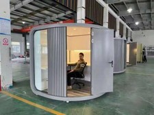 Modern Looking Garden Office