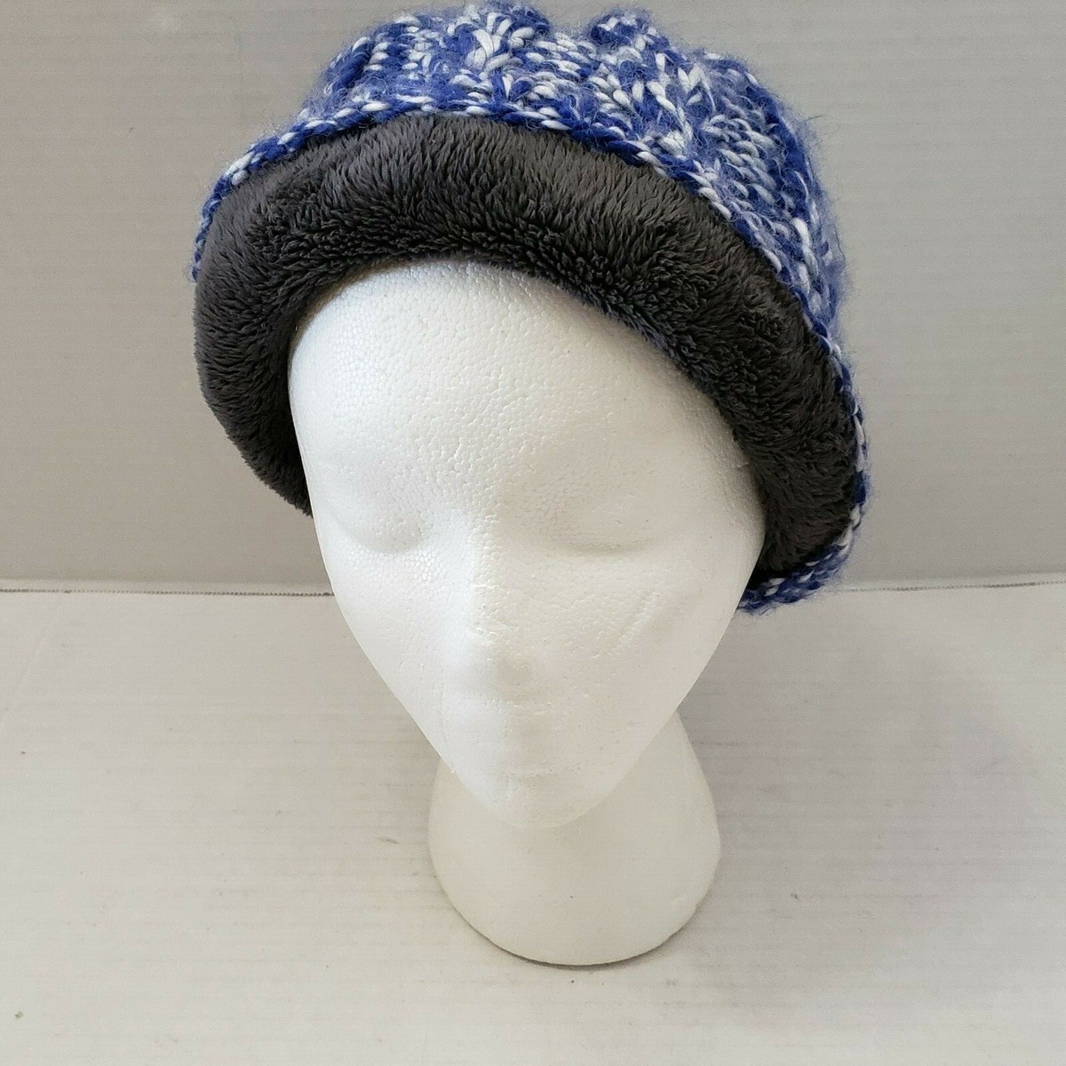 The North Face Blue Fleece Hat Fits Women M/L The North Face Ladies Highest Peak Full-Zip Fleece Jacket main image 3