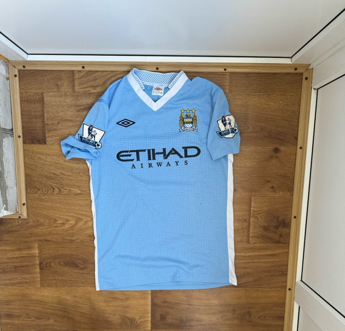 VTG MANCHESTER CITY 2011 2012 HOME FOOTBALL SHIRT SOCCER JERSEY UMBRO sz 40 MEN