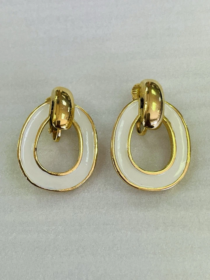 Boucles d’Oreilles Clip SPHINX E1207 Émail Blanc Doré Vintage Années 70/80 - Photo 1/4