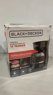 BLACK DECKER CM1160B 12 Cup Coffee Maker Black