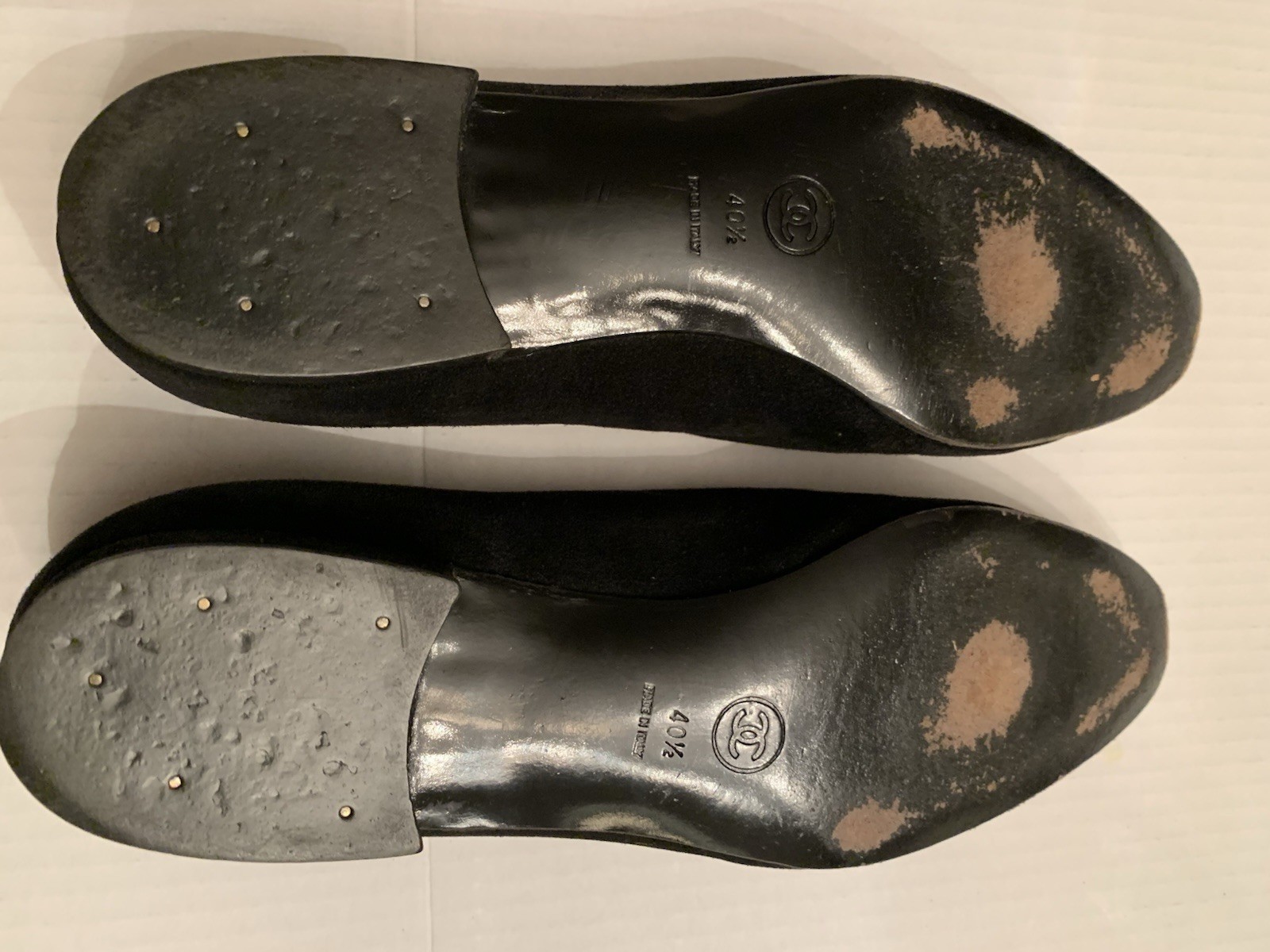 Authentic Chanel Interlocking CC Pumps Suede Blac… - image 7