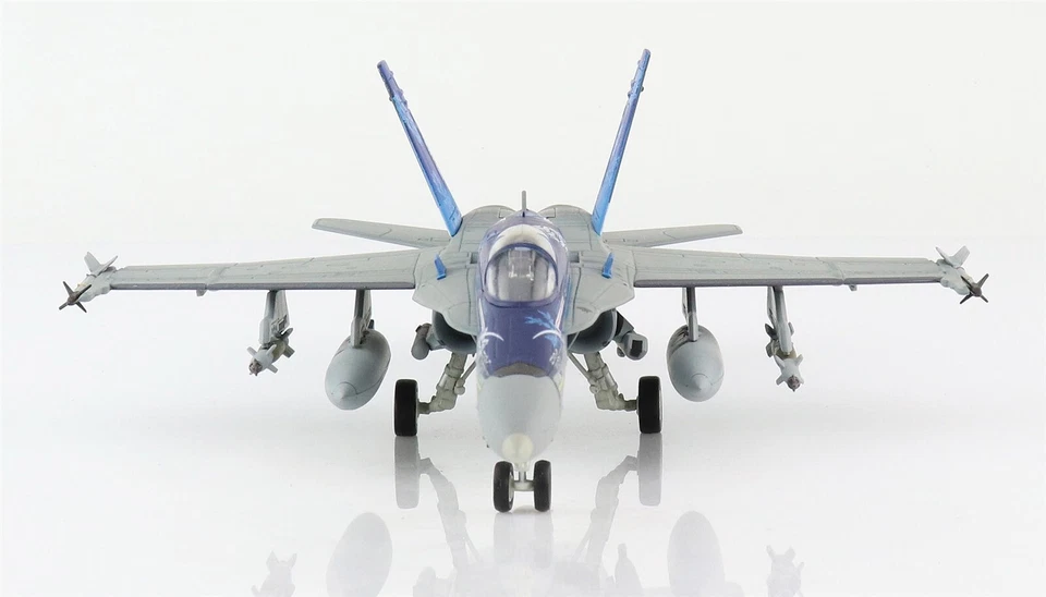 Hobby Master 1/72 McDonnell Douglas CF-18 Hornet RCAF Demo Team Canadá HA3557 Foto 2 de 4